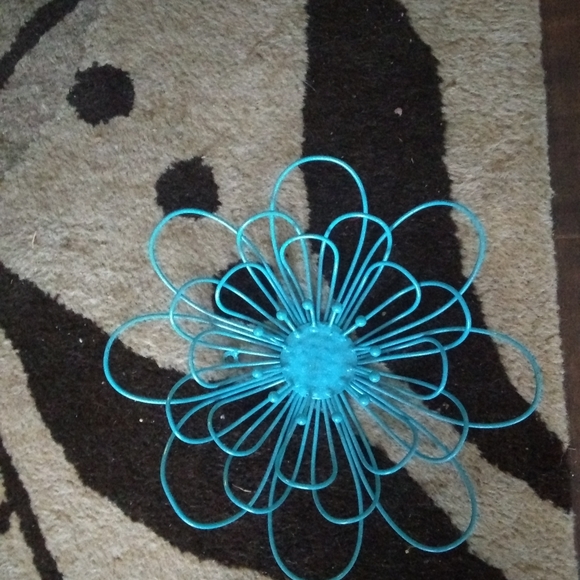 Decorations - Picture 3 of 4